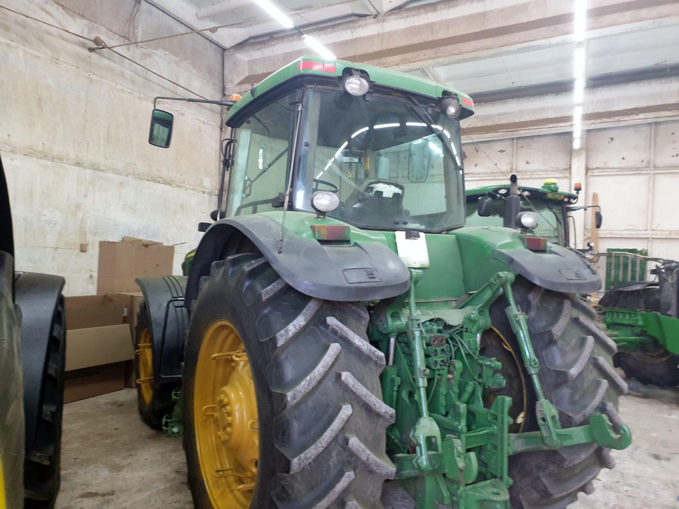 John_Deere_8220_3.jpg John_Deere_8220_3.jpg