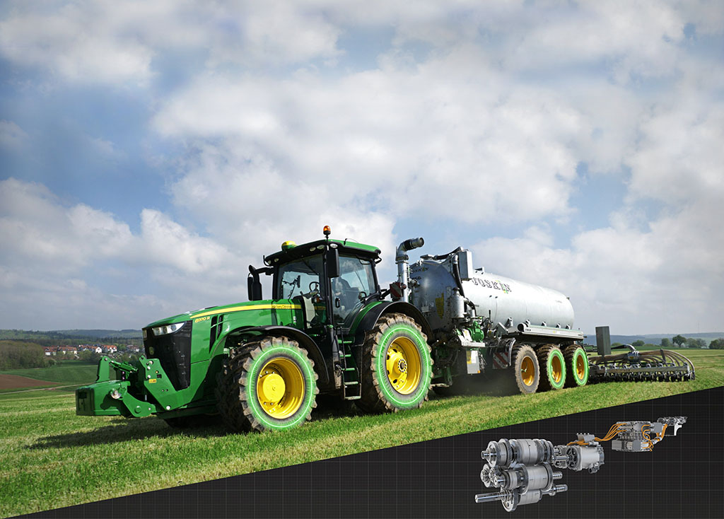 John_Deere_eAutoPower_Agritehnika2019_news.jpg John_Deere_eAutoPower_Agritehnika2019_news.jpg